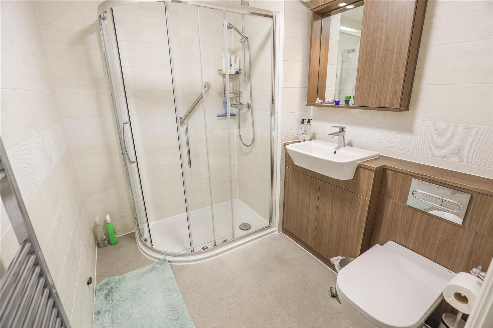 31 De Clare Lodge, Westgate, Cowbridge, Vale Of Glamorgan, CF71 7FR